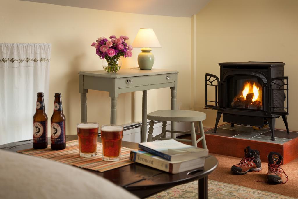 Lang House On Main Street Bed & Breakfast Burlington Eksteriør bilde