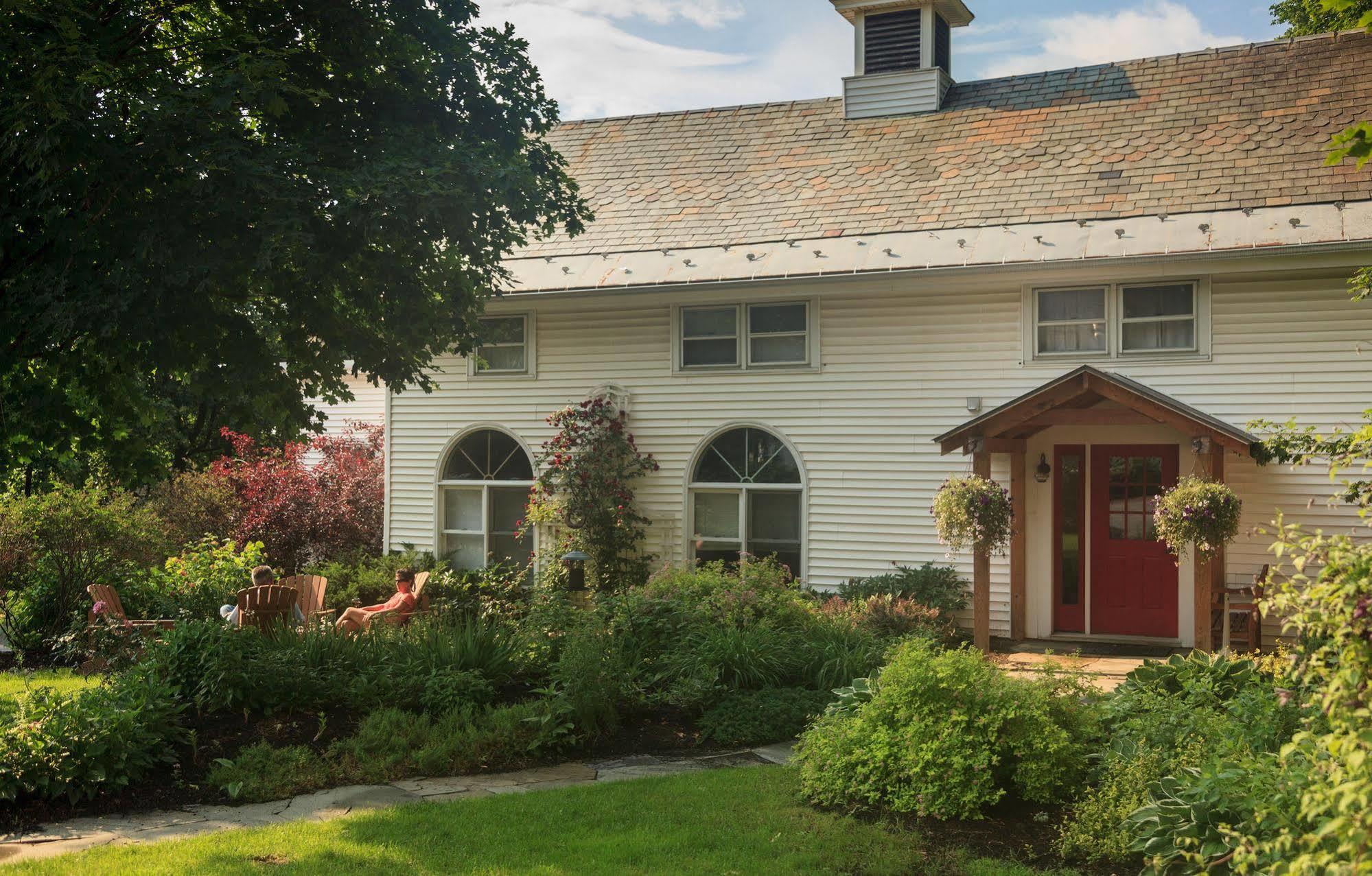 Lang House On Main Street Bed & Breakfast Burlington Eksteriør bilde